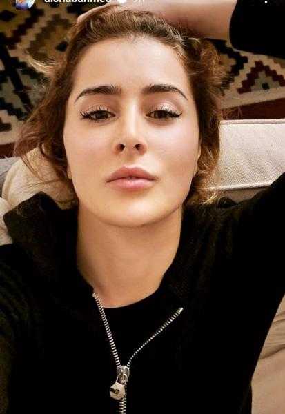 إطلالة ناعمة للفنانة عائشة بن أحمد في أحدث ظهور لها