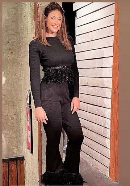 «بالريش».. هيدي كرم تخطف الأنظار في أحدث ظهور لها