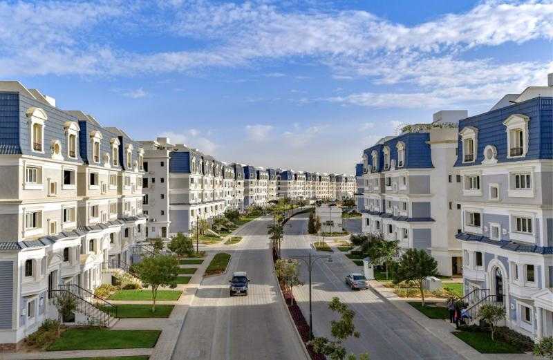«أوضتين وصالة بـ 5 مليون جنيه».. زحام غير مسبوق على حجز شقق «ماونتن فيو»