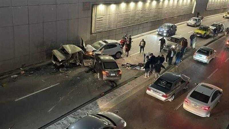 إصابة 3 أشخاص في حاث تصادم بنفق محرم بك بالإسكندرية