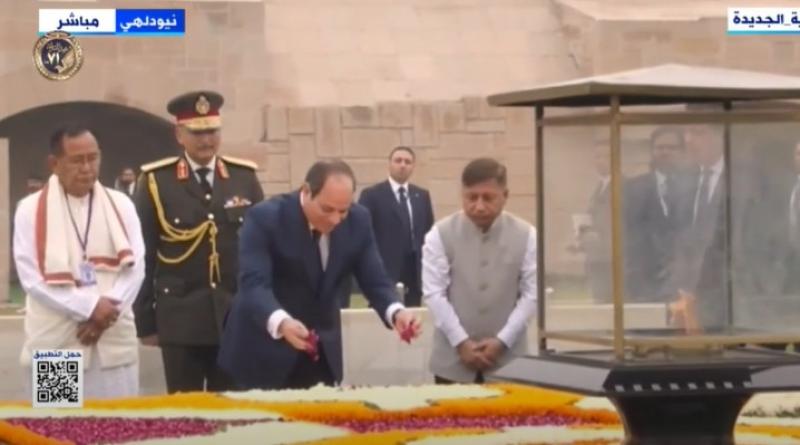 نص كلمة السيسي بدفتر كبار الزوار لدى زيارته لضريح غاندي