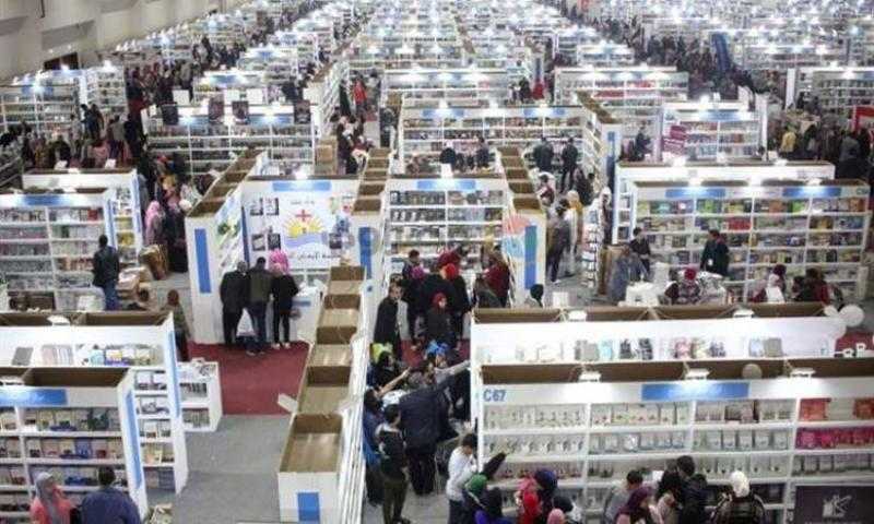 10 كتب بـ 100 جنيه.. ”الأوقاف” تُعلن سعر شنطة ”الفكر الوسطي” في معرض الكتاب
