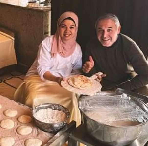 كولر وصانعة الخبز
