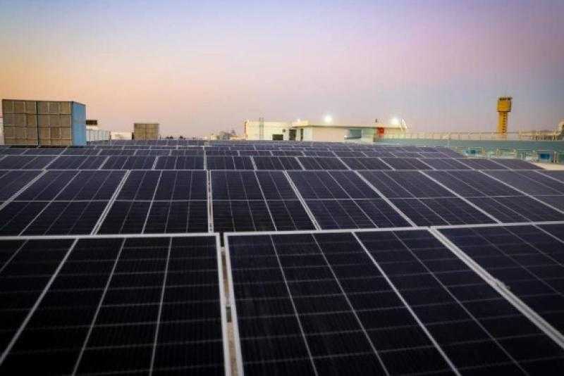 وفد البرنامج الإنمائي للأمم المتحدة يزور مشروع نظم الخلايا الشمسية بـ«جنة» أكتوبر