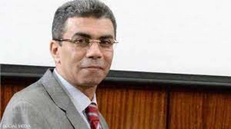 ياسر رزق 