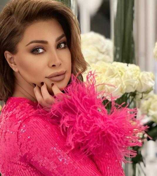 بإطلالة فوشيا .. نوال الزغبي تخطف قلوب جمهورها في أحدث ظهور لها