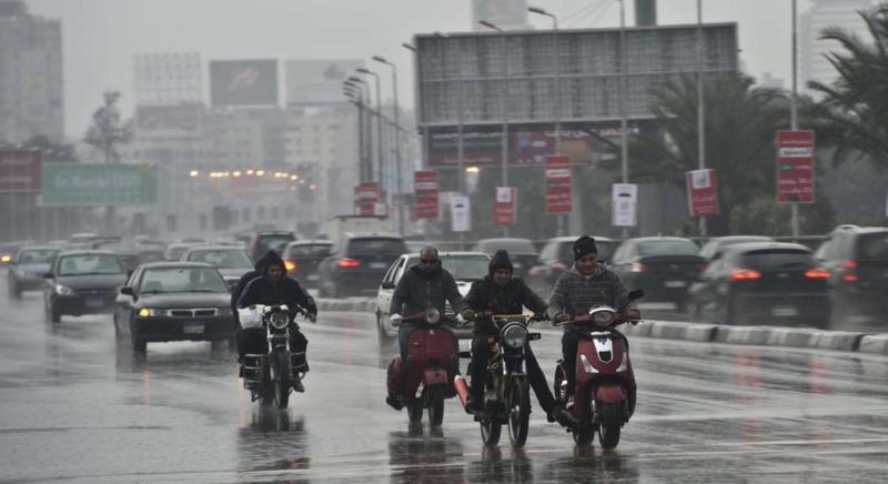 الأرصاد: أمطار رعدية مصحوبة بحبات البرد على هذه المحافظات - فيديو