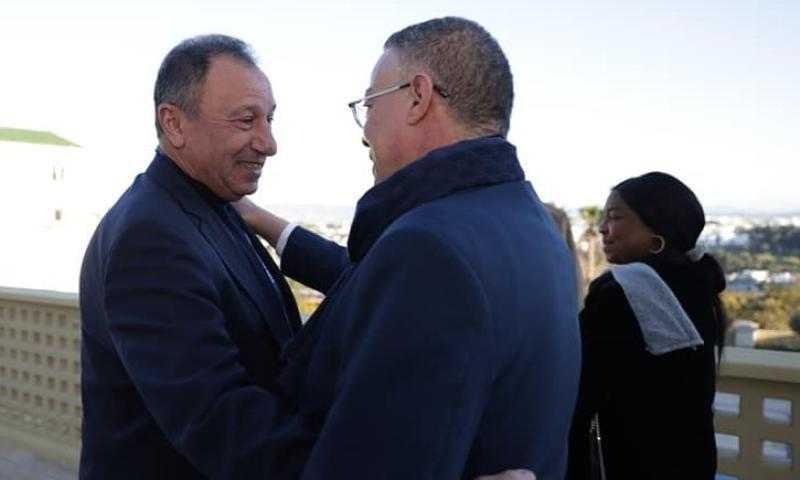 لقجع وسامورا يزوران بعثة الأهلي قبل مواجهة أوكلاند سيتي