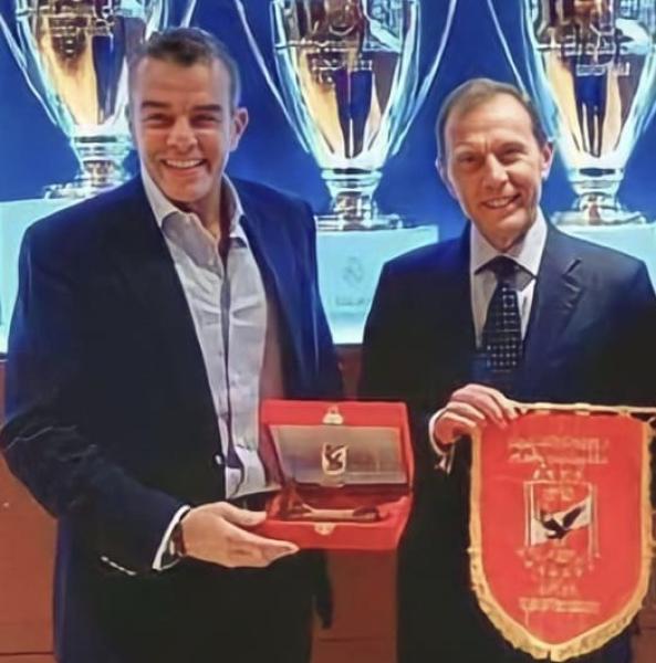 «بوتراجينيو» يهنئ الأهلي ويتمنى مواجهته للريال في الدور قبل النهائي
