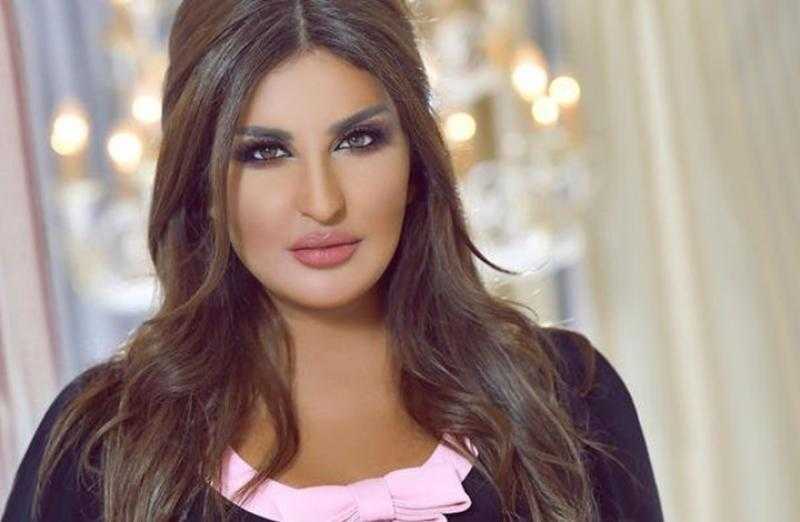 إطلالة شتوية ناعمة للفنانة شذى حسون