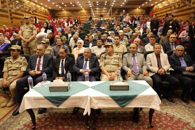 الداخلية توفد عددًا من الطلاب لمعهد الأورام للتبرع بالدم بمناسبة عيد الشرطة