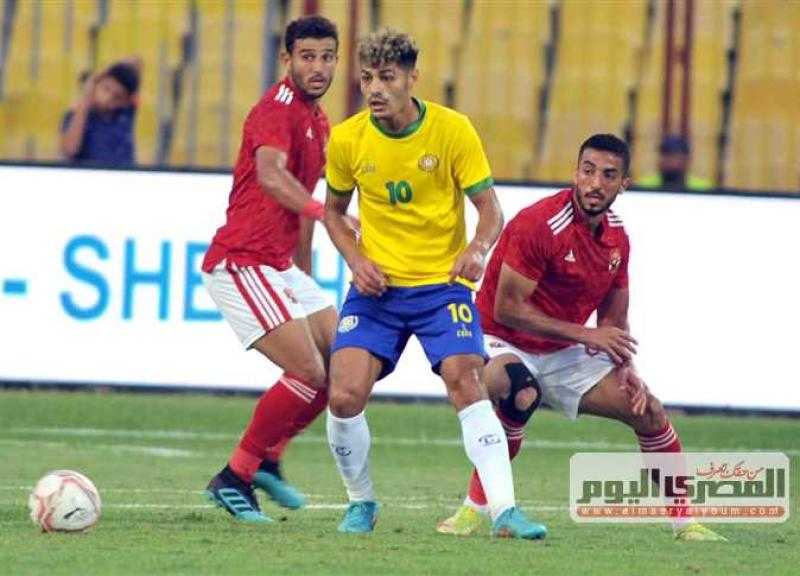 «مفيش جنيه في بيتي.. وبعت عربيتي امبارح».. لاعب شهير يكشف معاناته مع الإسماعيلي