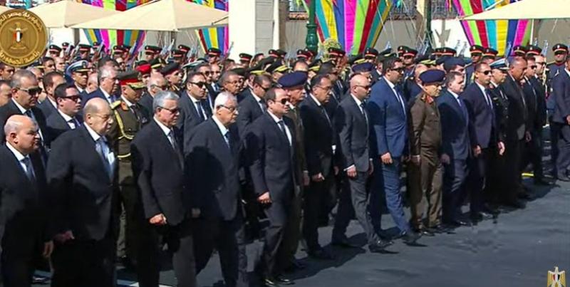 بث مباشر.. الرئيس يشارك في جنازة الراحل شريف إسماعيل
