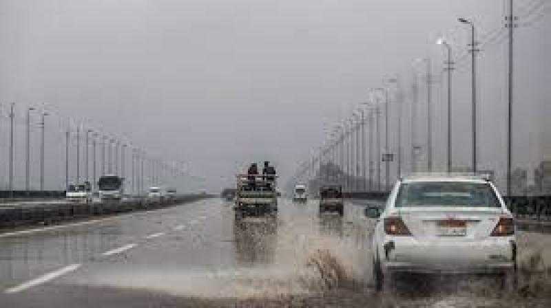 نشاط مثير للرمال واضطراب بحركة الملاحة.. تفاصيل طقس الغد