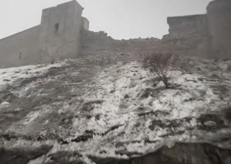 صورة من زلزلزال