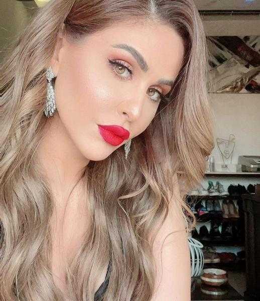 بالأحمر الناري.. مي سليم تظهر بإطلالة كلاسيكية رائعة