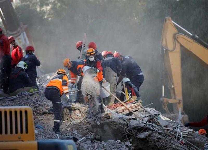 شاهد .. أرقام مرعبة لأحدث إحصائية لضحايا زلزال تركيا وسوريا