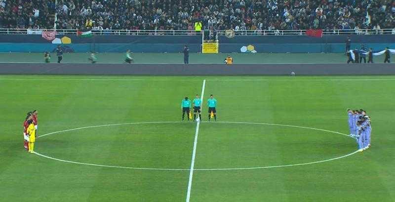 وقوف لاعبي ريال مدريد والأهلي دقيقة حداد على أرواح ضحايا زلزال سوريا وتركيا