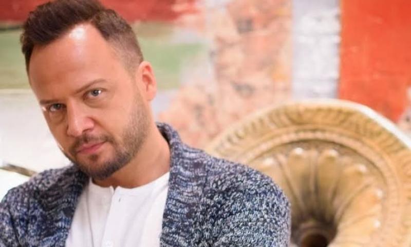 مكسيم خليل يكشف صدمة: «ناس بتسرق مساعدات وإعانات زلزال سوريا»