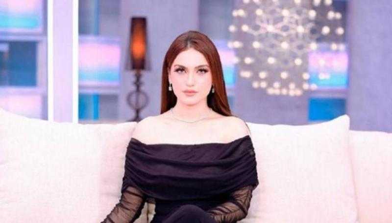 ياسمين عز: «الراجل عنده قلبين واحد في صدره والتاني في رجله الخلفية»