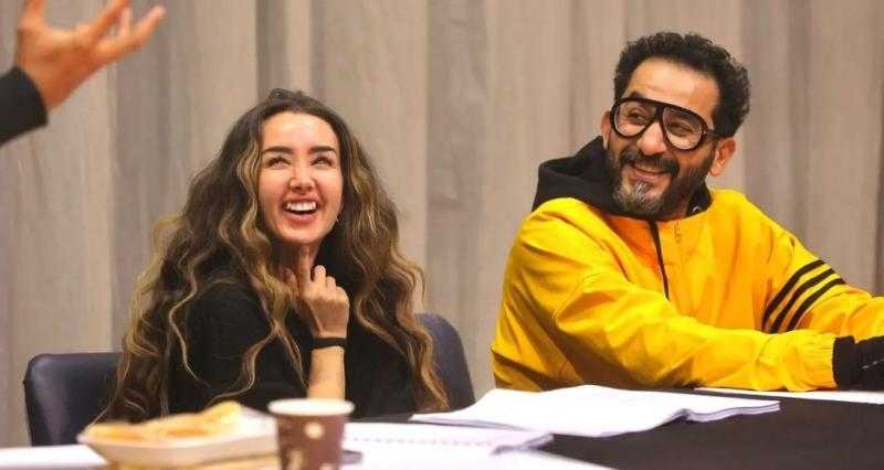 أحمد حلمي يعود لخشبة المسرح من جديد بـ«ميمو»