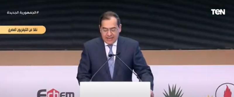 الملا: توصيل الغاز الطبيعي لمليون و200 ألف وحدة سكنية