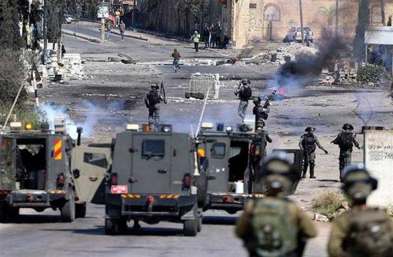 30 مصابا في مواجهات بجبل المكبر بالقدس.. والاحتلال الإسرائيلي يعتقل 4 مواطنين