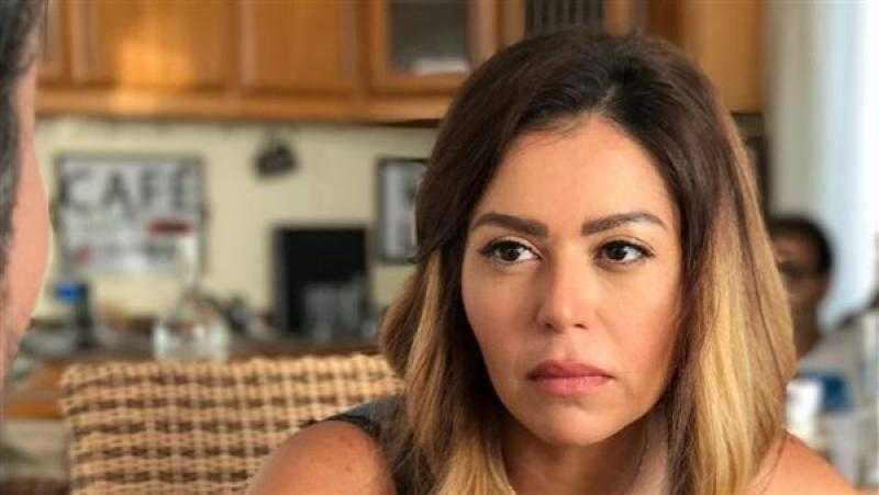 «عيد حب سعيد».. لقاء الخميسي بفستان أحمر أنيق بمناسبة عيد الحب