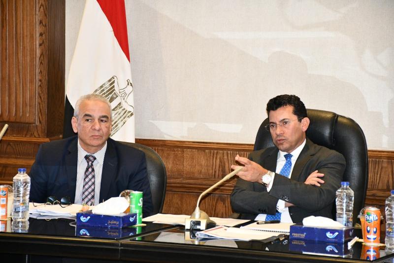 وزير الرياضة يُهنئ مجلس إدارة شركة المدن لحصولها علي شهادة نظام إدارة الجودة الآيزو