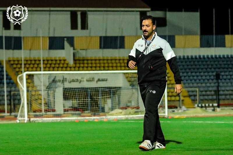 ميدو لإدارات القنوات في مصر: مفيش عدل في الفقرات التحكيمية