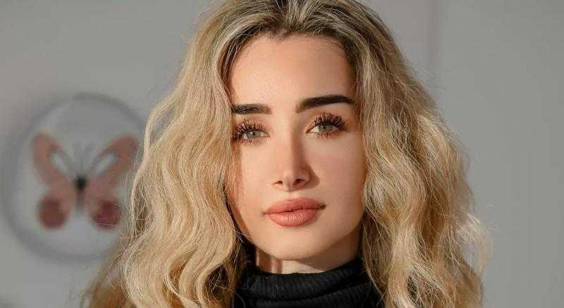 هنا الزاهد تشارك جمهورها بإطلالة طبيعية بدون «مكياج»