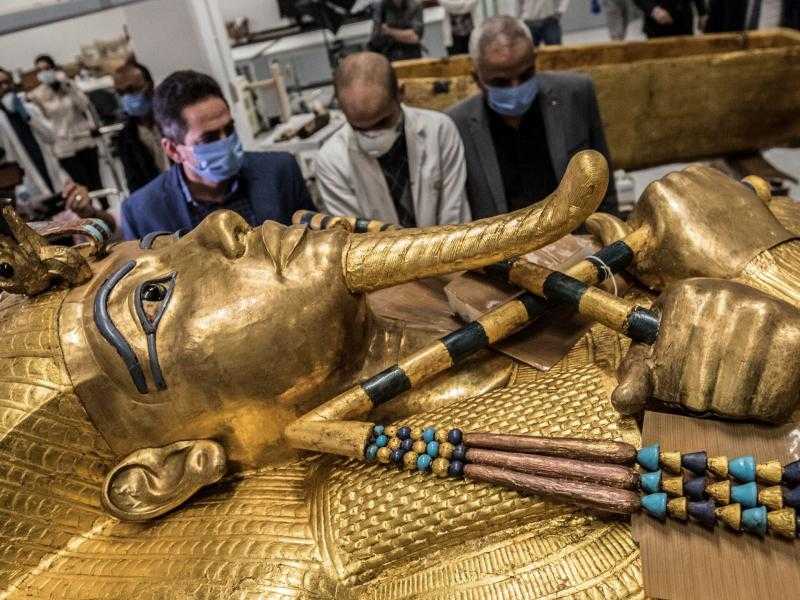 القاهرة الإخبارية تعرض تقريرا عن مقبرة الملك توت عنخ آمون