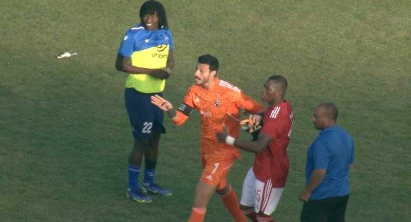 نائب رئيس الهلال: اعتذرت للشناوي.. والحارس كان متوترا
