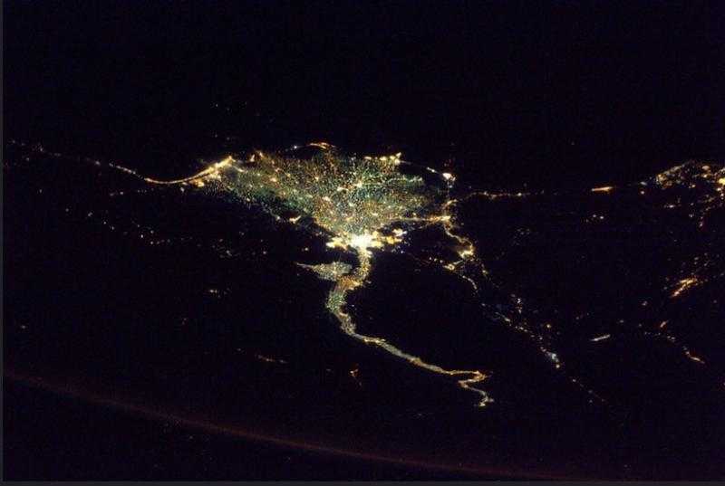 هل تعرضت مصر لزلزال الليلة؟.. «البحوث الفلكية» تحسم الجدل - فيديو