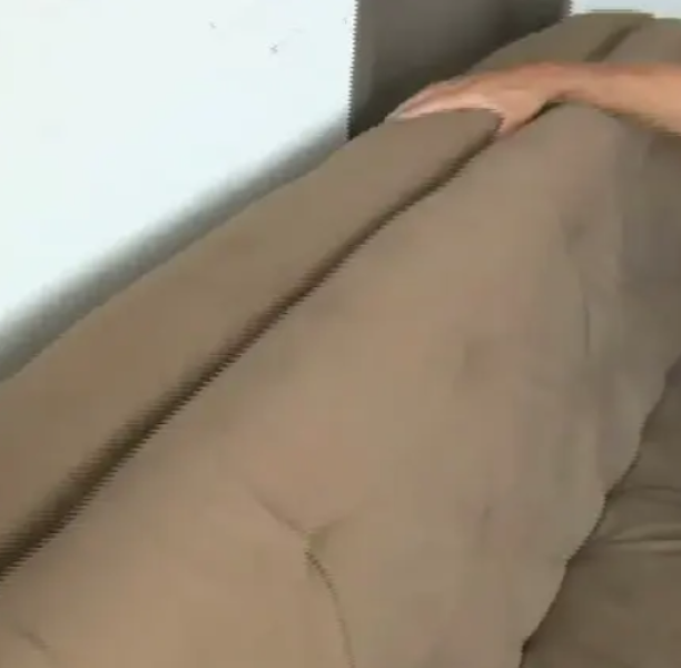 الأريكة