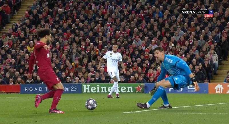 محمد صلاح يحرز الهدف الثاني لليفربول في مرمى ريال مدريد