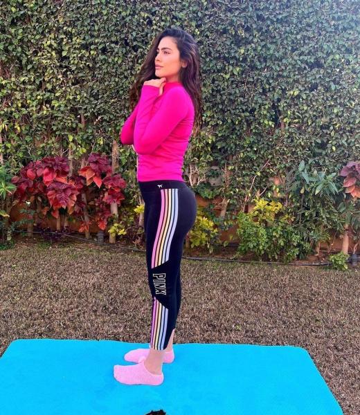 بملابس رياضية.. هاجر أحمد تخطف قلوب جمهورها