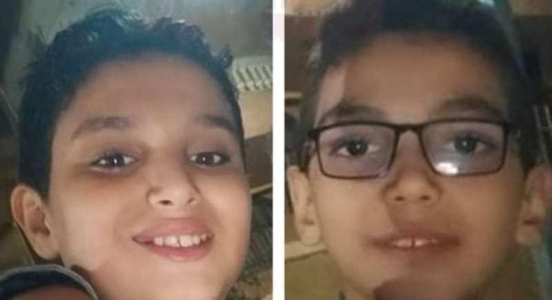 الطفلان