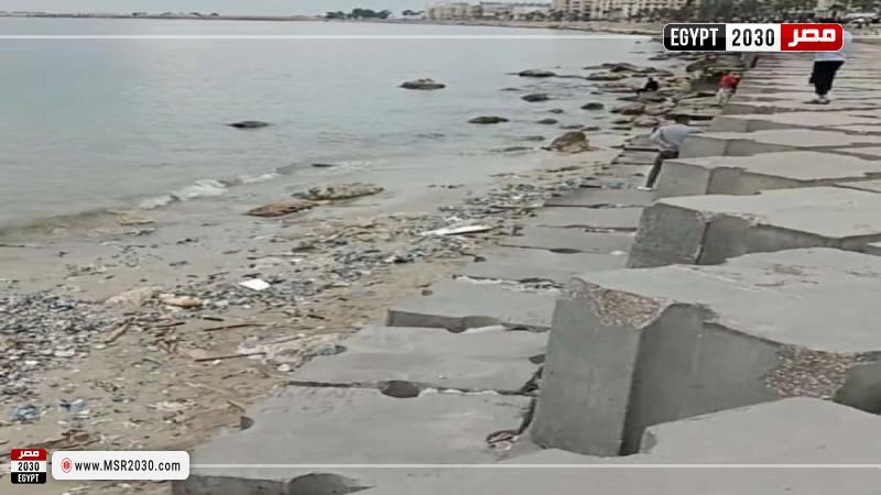 انحسار المياه بمحطة الرمل بالإسكندرية