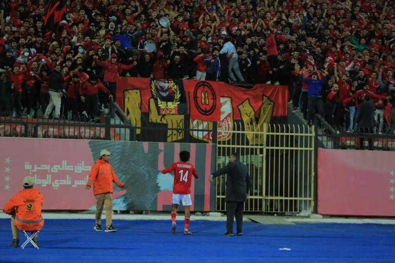 حالات إغماء بين جماهير الأهلي في مباراة صن داونز