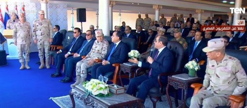 السيسي عن إزالة الألغام: «مش عايز نخسر حد تاني».. فيديو