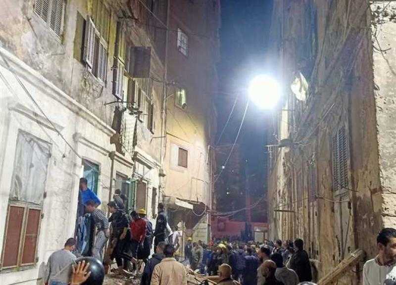 ارتفاع ضحايا عقار الإسكندرية إلى 3 أشخاص وإصابة آخر.. وتحرك عاجل من النيابة
