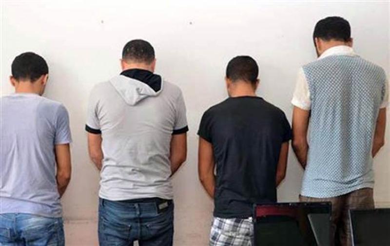 المتهمين 