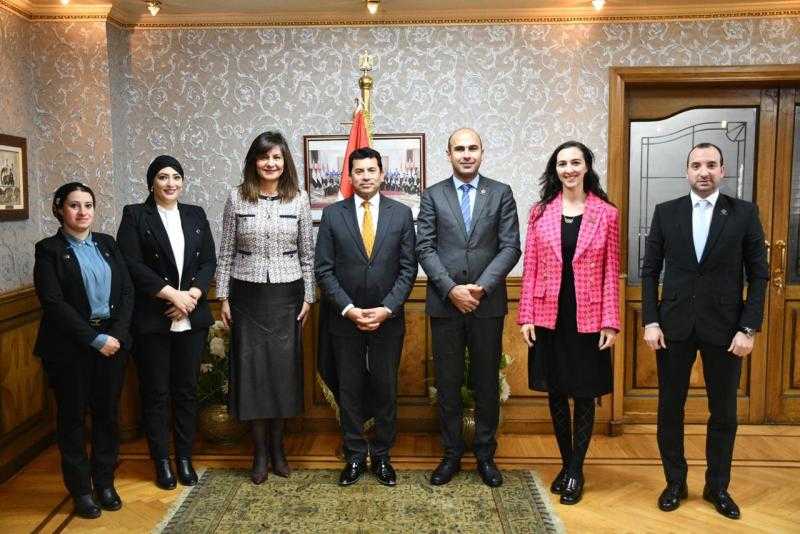 وزير الرياضة يلتقي رئيس مجلس أمناء مؤسسة فاهم للدعم النفسي للإعلان عن ماراثون رياضي