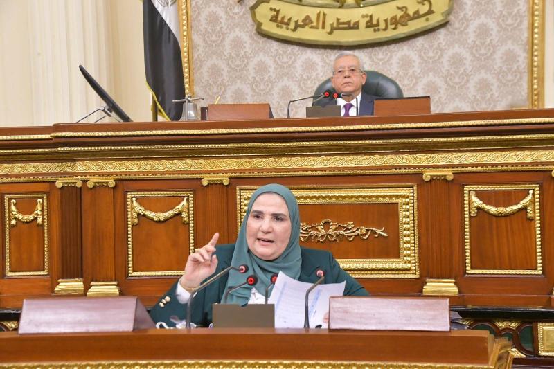الدكتورة نيفين القباج