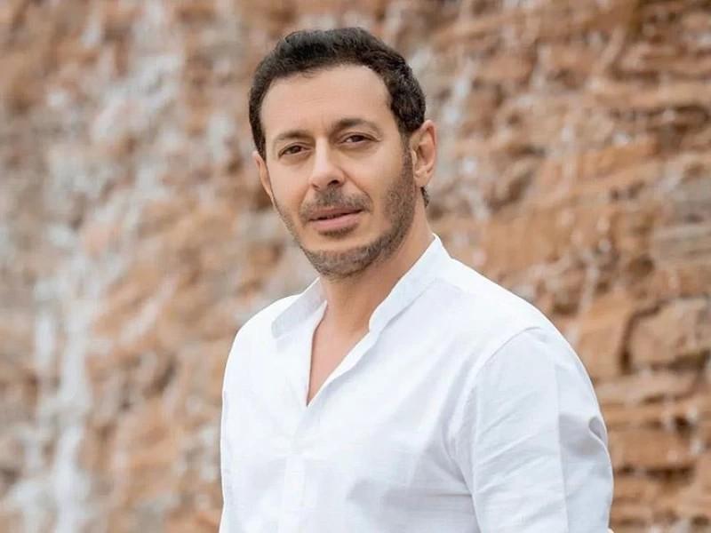 مصطفى شعبان يشوق جمهوره لمسلسل «بابا المجال»