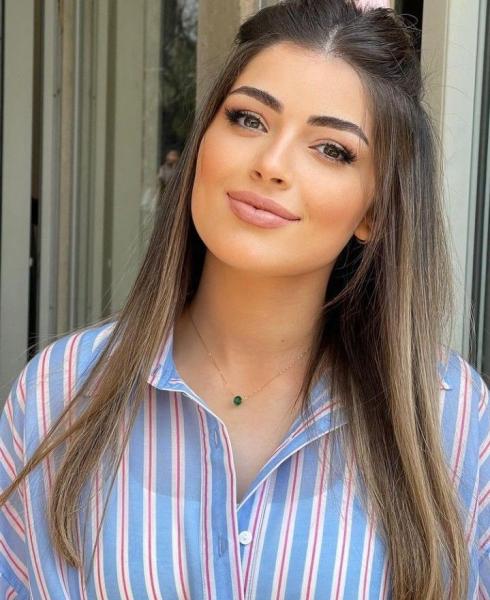 ليلى أحمد زاهر