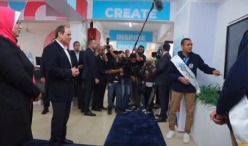 السيسي يتفقد مدرسة المتفوقين بالمنيا الجديدة