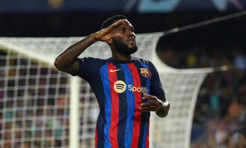 برشلونة يتقدم بالهدف الأول عن طريق كيسيه