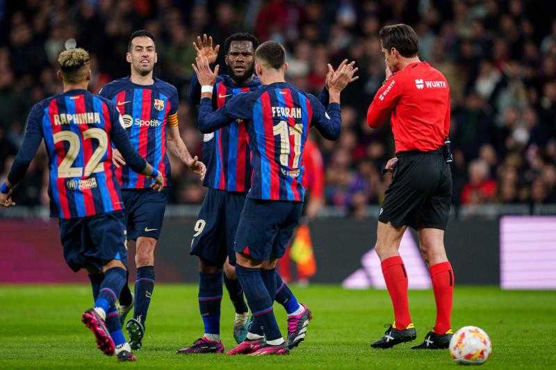برشلونة يفوز على ريال مدريد بهدف نظيف